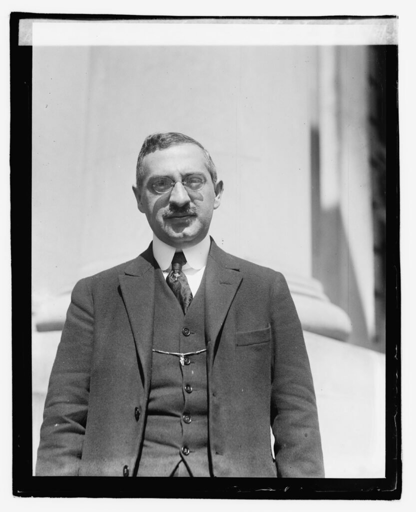 Retrato histórico de Narciso Garay, primer vicepresidente de la Sociedad Bolivariana de Panamá